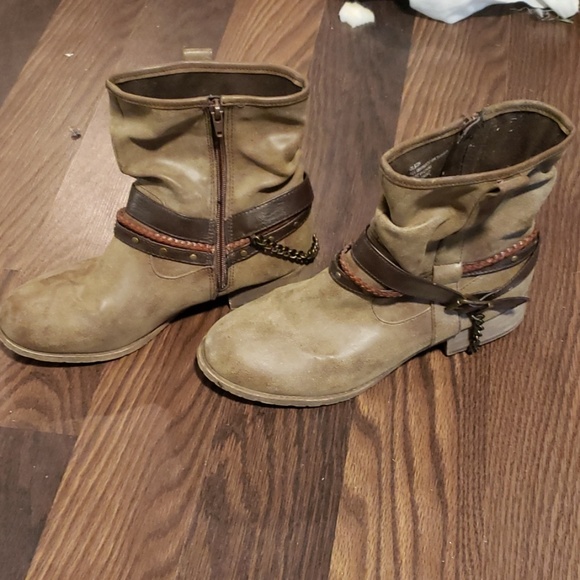 Booties - Picture 2 of 5